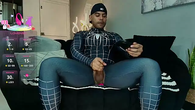 Snapshot of Damon-benet chatting on October 31, 3:41 am Damon-benet online show from October 31, 3:41 am