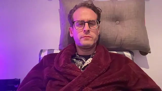 StarrMan99 online show from December 26, 8:00 pm