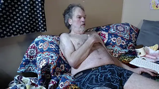 Snapshot of sunnydude255 chatting on March 22, 9:21 pm sunnydude255 online show from March 22, 9:21 pm