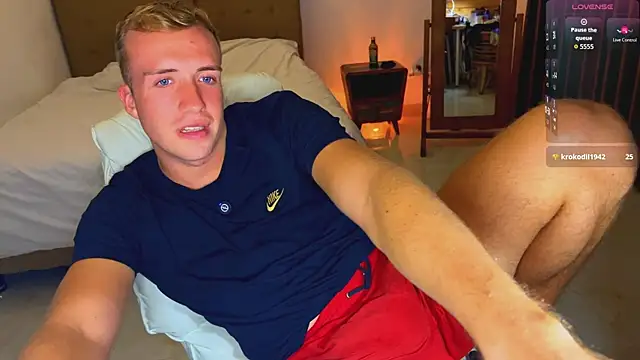 tommy cumfinger online show from April 11, 1:14 pm