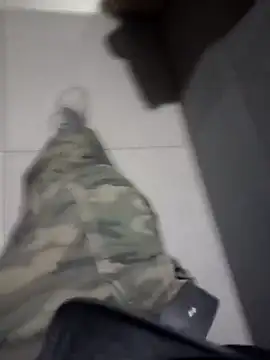 Wakero00 online show from February 9, 1:21 am