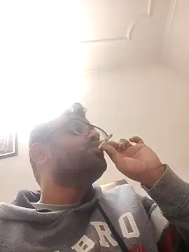 Snapshot of shree7776trrr chatting on January 1, 6:26 am shree7776trrr online show from January 1, 6:26 am