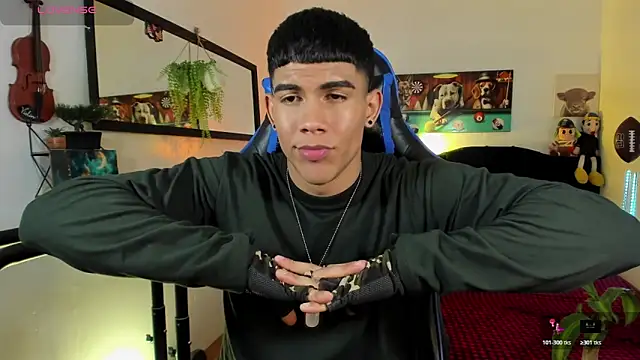 Damian latinxxx online show from April 10, 6:31 am