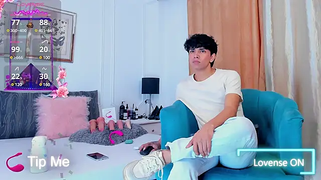 Santy carrington online show from February 11, 8:20 pm