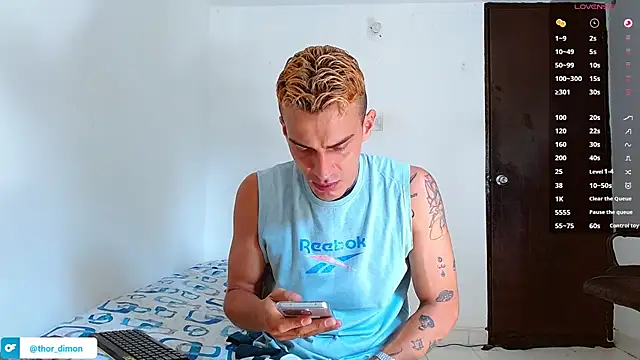 bray hotboy777 online show from March 28, 4:07 pm