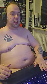 PupW0lfy online show from February 22, 7:15 pm