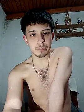 Snapshot of Elvergonn2105 chatting on November 1, 4:38 am Elvergonn2105 online show from November 1, 4:38 am