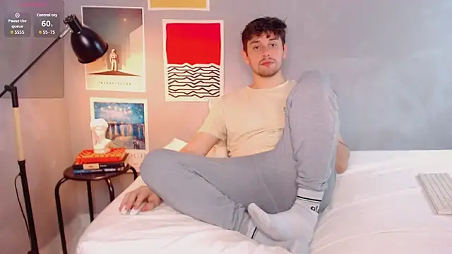 Elio555 online show from October 25, 7:48 pm