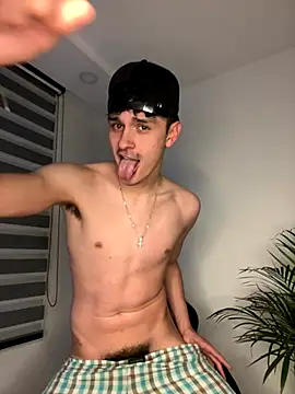 Snapshot of bastia_noooo chatting on October 24, 9:44 am bastia noooo online show from October 24, 9:44 am