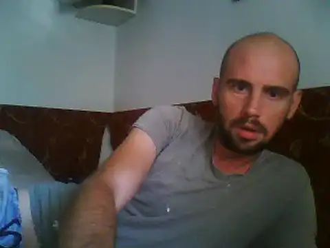 Snapshot of Rejtelmesest chatting on September 21, 8:25 am Rejtelmesest online show from September 21, 8:25 am