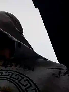 Snapshot of Rejtelmesest chatting on January 21, 2:00 pm Rejtelmesest online show from January 21, 2:00 pm