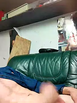 Snapshot of Rejtelmesest chatting on December 14, 8:40 pm Rejtelmesest online show from December 14, 8:40 pm