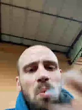 Snapshot of Rejtelmesest chatting on December 26, 2:16 pm Rejtelmesest online show from December 26, 2:16 pm