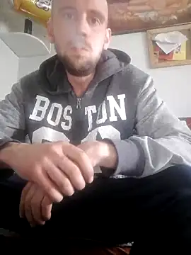 Snapshot of Rejtelmesest chatting on March 10, 1:54 pm Rejtelmesest online show from March 10, 1:54 pm