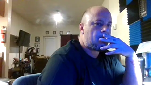 Snapshot of Tyrish361 chatting on October 11, 3:10 am Tyrish361 online show from October 11, 3:10 am