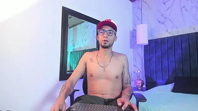 DrakeNeumann online show from February 14, 4:07 am