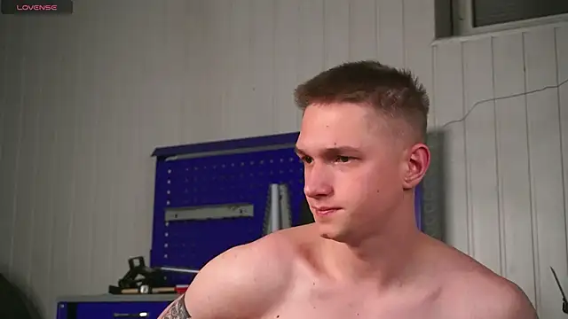 dustyn fox online show from December 20, 5:20 pm