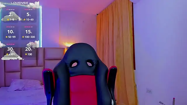 Snapshot of Nathan_Bluee chatting on December 5, 7:29 pm Nathan Bluee online show from December 5, 7:29 pm