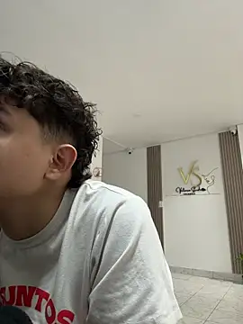 Snapshot of Nathan_Bluee chatting on October 8, 12:09 pm Nathan Bluee online show from October 8, 12:09 pm