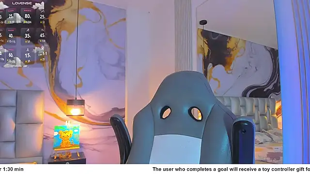 Snapshot of Nathan_Bluee chatting on September 15, 12:17 pm Nathan Bluee online show from September 15, 12:17 pm