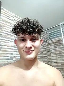 Snapshot of Nathan_Bluee chatting on December 16, 11:39 pm Nathan Bluee online show from December 16, 11:39 pm