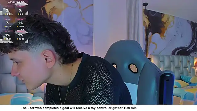 Snapshot of Nathan_Bluee chatting on September 28, 11:52 am Nathan Bluee online show from September 28, 11:52 am