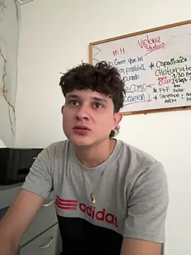 Snapshot of Nathan_Bluee chatting on September 26, 11:41 am Nathan Bluee online show from September 26, 11:41 am