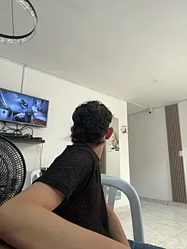 Snapshot of Nathan_Bluee chatting on October 9, 12:10 pm Nathan Bluee online show from October 9, 12:10 pm