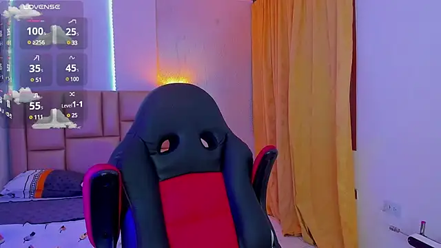 Snapshot of Nathan_Bluee chatting on January 9, 12:30 pm Nathan Bluee online show from January 9, 12:30 pm