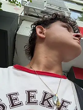 Snapshot of Nathan_Bluee chatting on September 25, 11:31 am Nathan Bluee online show from September 25, 11:31 am