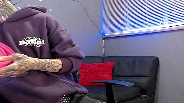 Snapshot of Andy_bapho chatting on September 30, 6:55 pm Andy bapho online show from September 30, 6:55 pm