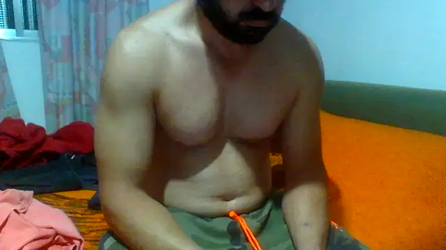 Snapshot of petan33 chatting on October 14, 10:17 pm petan33 online show from October 14, 10:17 pm