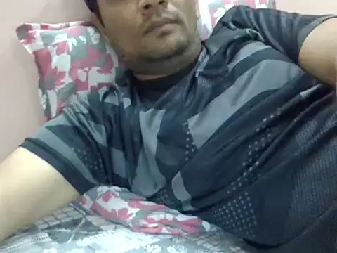 NiceBoy9099 online show from January 3, 1:03 pm