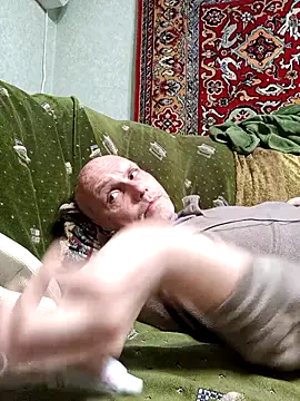 Pineapple04 online show from April 12, 5:14 pm