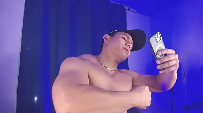 RoyConstance online show from February 2, 3:43 am