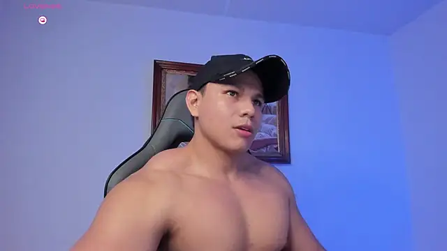 RoyConstance online show from March 3, 3:14 am