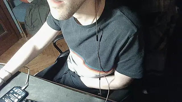 Stefisexy91 online show from November 18, 8:45 pm