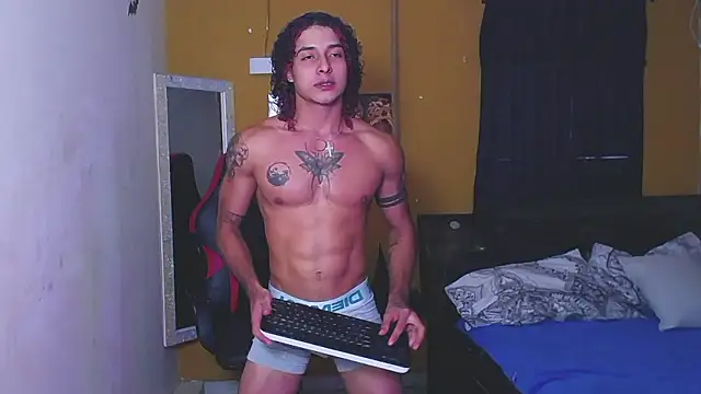 Demitryo online show from December 8, 6:17 pm