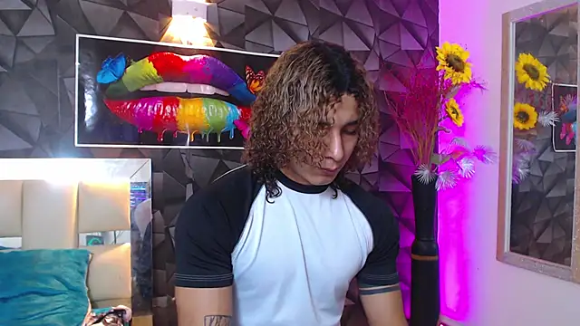 Demitryo online show from March 18, 3:12 am