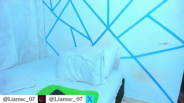 liam scott77 online show from March 28, 11:27 pm