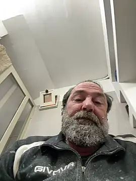 ros217 online show from April 3, 2:25 pm