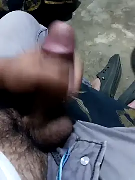 manuelmen211 online show from March 9, 2:27 am