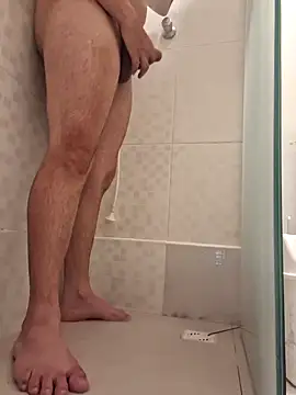 Snapshot of brunolorran6969 chatting on December 23, 11:49 pm brunolorran6969 online show from December 23, 11:49 pm