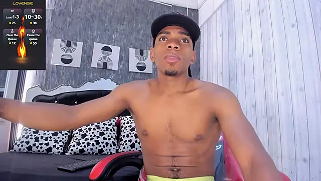 Snapshot of Jack_Muscles69_ chatting on February 9, 12:52 pm Jack Muscles69  online show from February 9, 12:52 pm