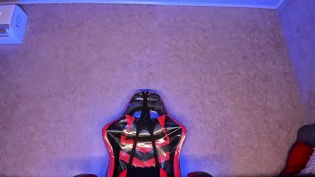 Snapshot of Jack_Muscles69_ chatting on September 28, 1:20 pm Jack Muscles69  online show from September 28, 1:20 pm