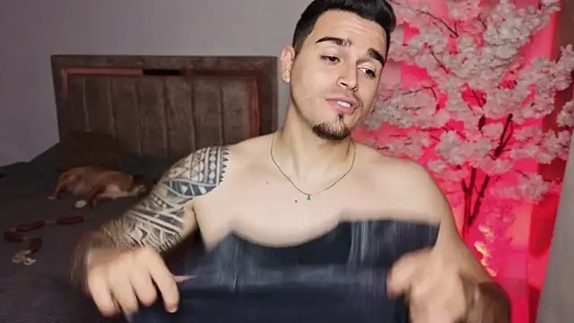 Axel Big cock online show from July 23, 1:58 am