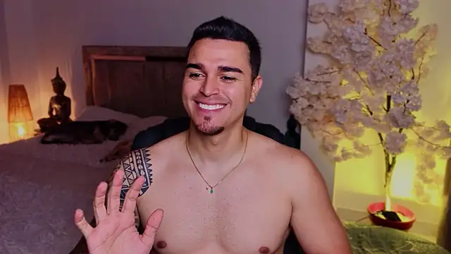 Axel Big cock online show from July 12, 2:02 am