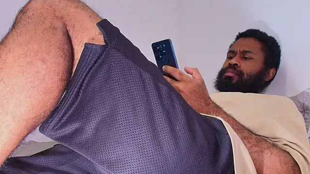 KaelMoreau online show from April 7, 11:54 am