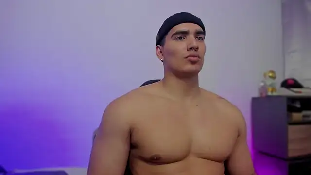 JamesGraay online show from February 12, 4:29 am