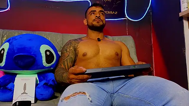 ERIC HARRISON online show from January 18, 8:55 pm